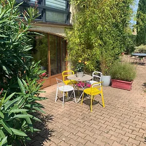 https://le-gite-des-tourterelles.hotels-rhonealpes.com